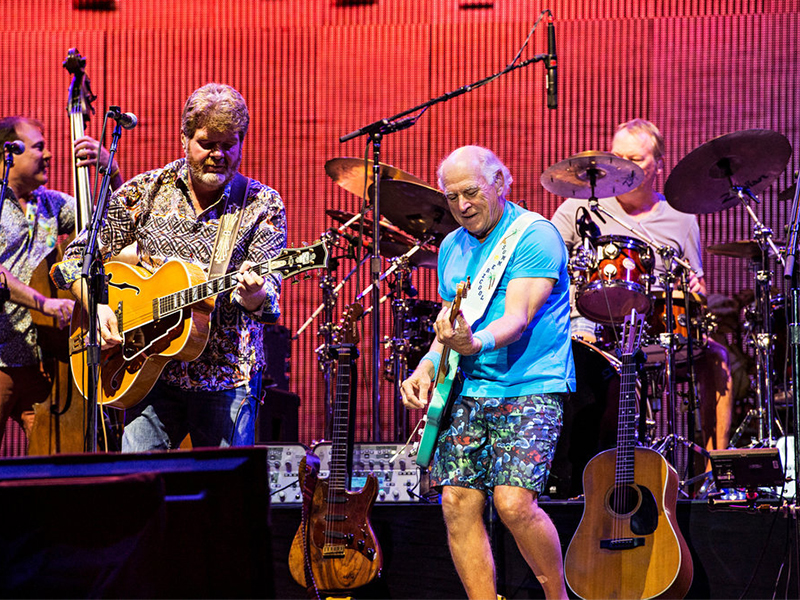 Jimmy Buffett and The Coral Reefer Band at Xfinity Center